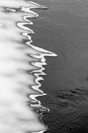 Jan 1 2023 Ice Along the Fox River