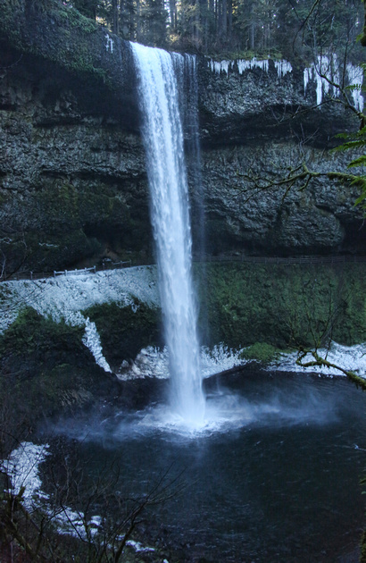 PAD Dec 17 Silver Falls on a cold wintery day